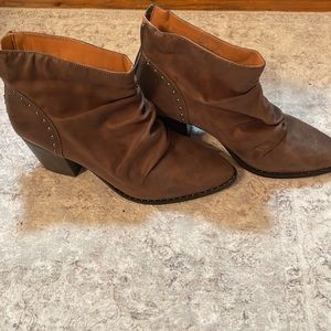 Size 10 dark taupe ankle boots. Back zipper, stud detail